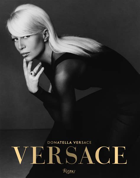 Donatella Versace launches an intimate book - Crash