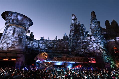 Star Wars theme park opens at Disneyland | Lifestyle.INQ