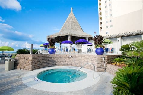 Holiday Inn Resort Pensacola Beach, an IHG Hotel in Pensacola Beach | Best Rates & Deals on Orbitz