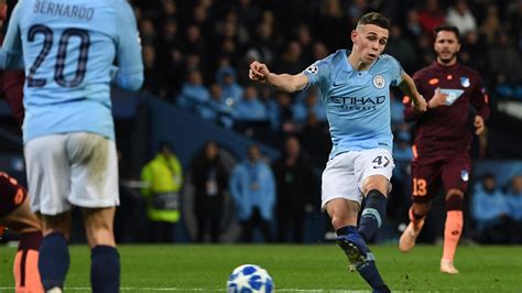 Pep Guardiola full of praise for Phil Foden after 'incredible ...