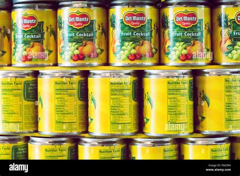 canned fruit nutrition