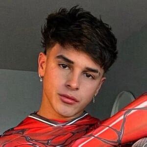 Matías Sebastián Ochoa - Age, Family, Bio | Famous Birthdays