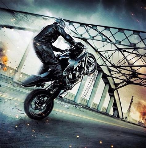 Street Bike Stunts | I Rock wheelies and run from the cops | Pinterest