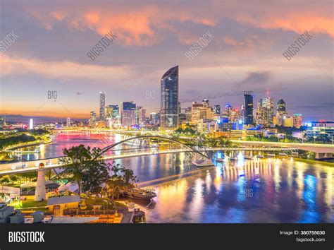 Brisbane City Skyline Image & Photo (Free Trial) | Bigstock