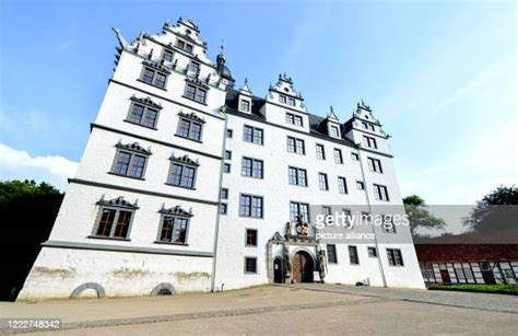 Wolfsburg Castle Photos and Premium High Res Pictures - Getty Images