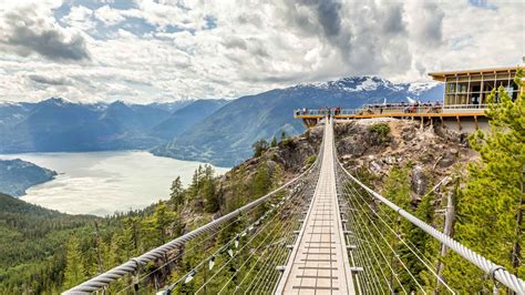 Best Sea to Sky Gondola Bus & Minivan Tours - Top-Rated of Canada in 2021 | GetYourGuide