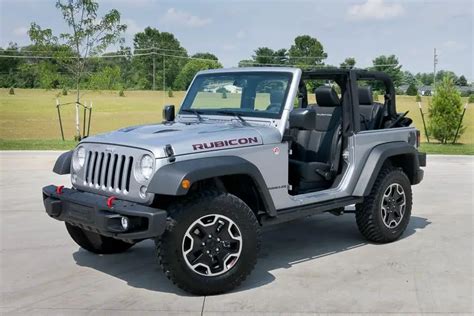 Is It Legal To Drive A Jeep Without Doors (Including States) 2024