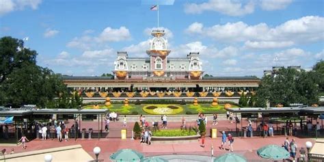 Disney Rule Now Heavily Enforced, Ticketed Guests Refused Entry into ...