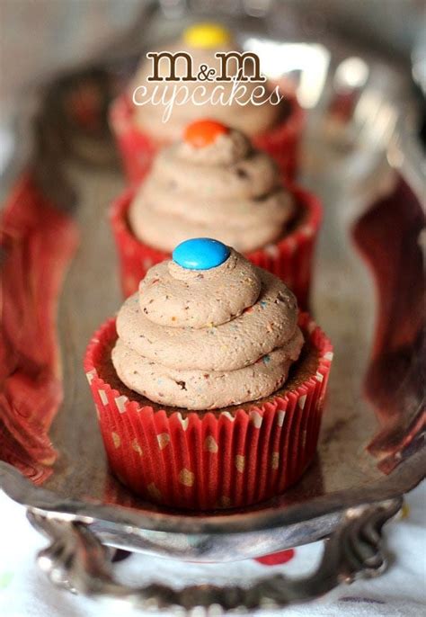 M&M Cupcakes - Cookies and Cups