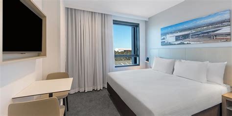 Sydney Airport Hotel | Travelodge Hotels