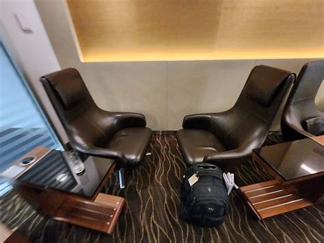 MEL: Singapore Airlines Business Class Lounge Melbourne reviews ...