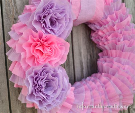 DIY Tissue Paper Wreath - Infarrantly Creative