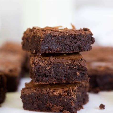 Bakery Style Brownies With no Cocoa Powder+VIDEO+TIPS - Lifestyle of a Foodie