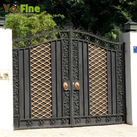 Simple Iron Gate Designs, Modern Front Gate Design, Iron Main Gate Design, Wrought Iron Gate ...