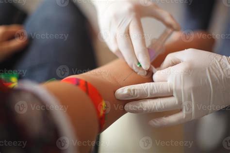 Intravenous injection 962091 Stock Photo at Vecteezy