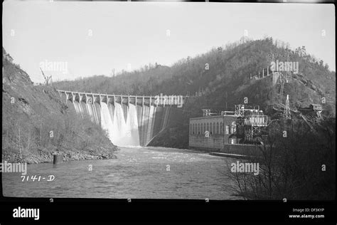 Cheoah Dam 280752 Stock Photo - Alamy