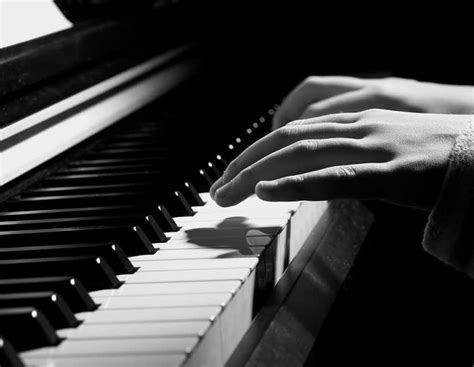 7 Really Sad Piano Pieces That Will Make You Sob - CMUSE