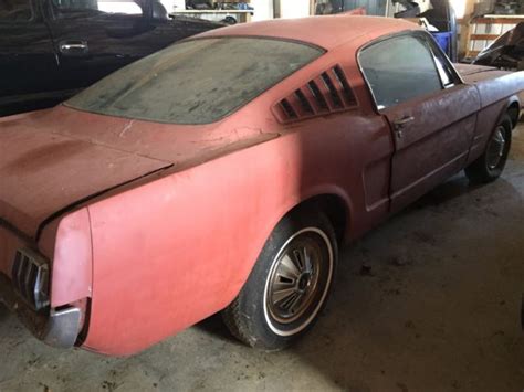 Ford Mustang Fastback 1965 vintage burgandy For Sale. 5f09A 65 mustang fastback 2+ 2 A-code 4 speed