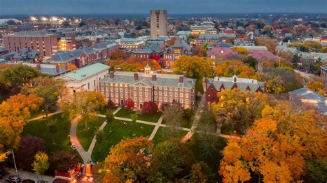 Campus Tours and Information Sessions | Undergraduate Admission | Brown University