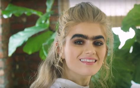 Model with unibrow who went viral discusses changing beauty norms | Medium length blonde hair ...