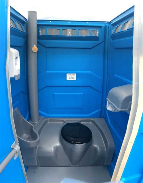 Porta Potty Rentals for parties Serving New Hampshire & Massachusetts