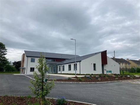 Castle Medical Centre opens in Newtowncunningham - Highland Radio - Latest Donegal News and Sport