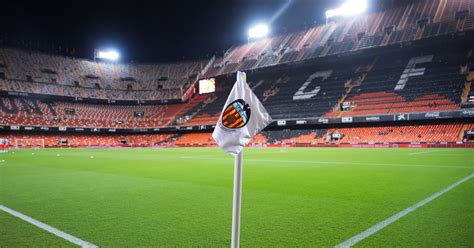 Valencia vs Barcelona live stream: Lineups, Time, TV channel, how to ...