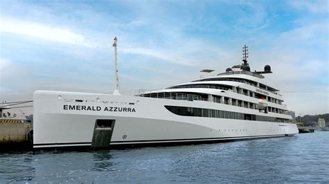 Emerald Cruises introduces new itineraries on Azzurra and Sakara: Travel Weekly