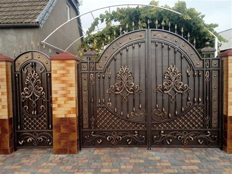 35 Stylish Design Ideas For The Main Gate Of Your House - Engineering ...