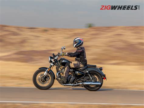 Royal Enfield Super Meteor 650 First Ride Review: Highway Star - ZigWheels