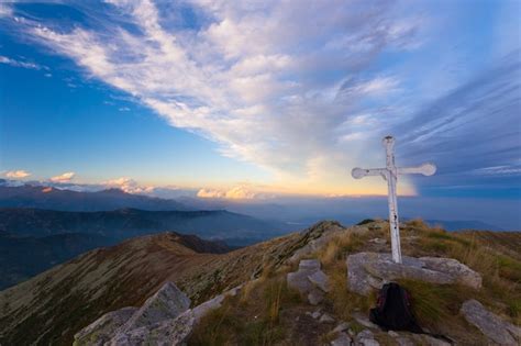 Premium Photo | Sunset on the alps