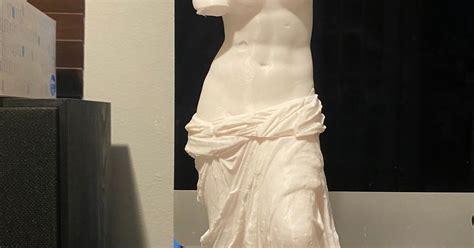 Venus de Milo two piece by icefox | Download free STL model | Printables.com