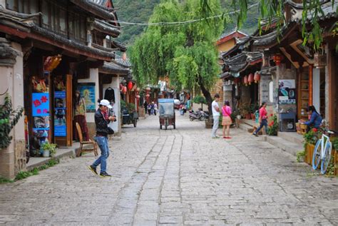 Visiting UNESCO world heritage site, the Lijiang Old Town, Yunnan, China