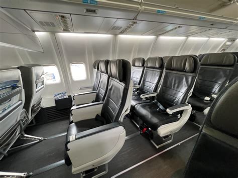 Alaska Airlines Premium Class Review: Worth It? [2022] - UponArriving