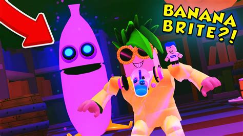 The LEGENDARY BANANA BRITE SKIN in Roblox Banana Eats!? - YouTube