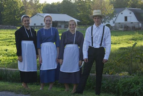 All things Amish: Costumes!