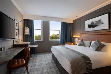 Leonardo Royal Hotel Edinburgh - Formerly Jurys Inn Reviews, Deals ...