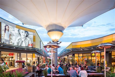 Shopping Center - Sulzbach - Deutsche EuroShop