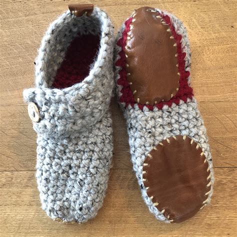 Crocheted Slippers – Free Pattern Review – made by marni