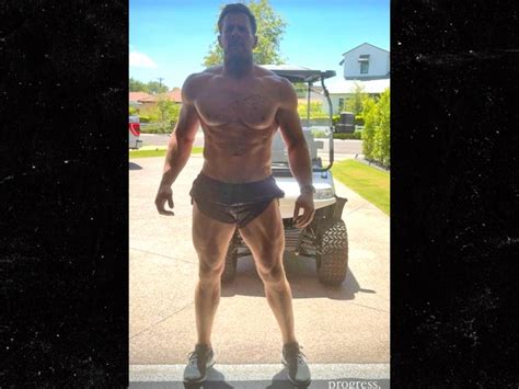 J.J. Watt Shows Off Muscular Retirement Bod After Workout