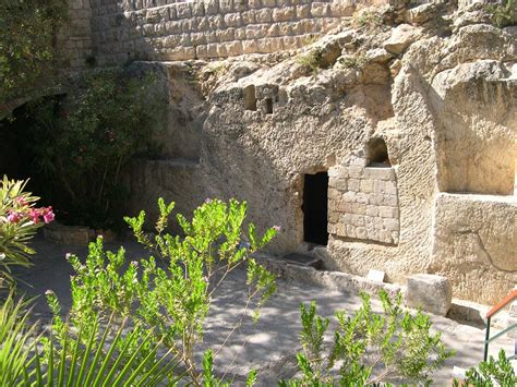 The Garden Tomb, Jerusalem - TripAdvisor | Jesus tomb, Tomb, Jesus