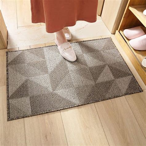 The Top 10 Best Area Rugs for Hardwood Floors