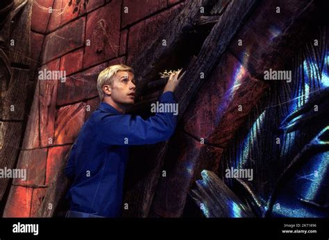 FREDDIE PRINZE JR., SCOOBY-DOO, 2002 Stock Photo - Alamy