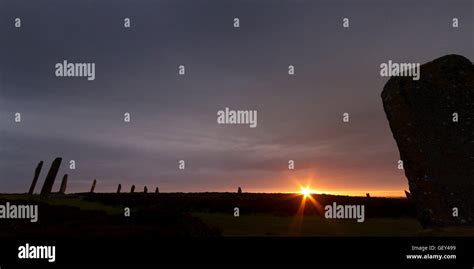 Ring of Brodgar solstice sunset Stock Photo - Alamy