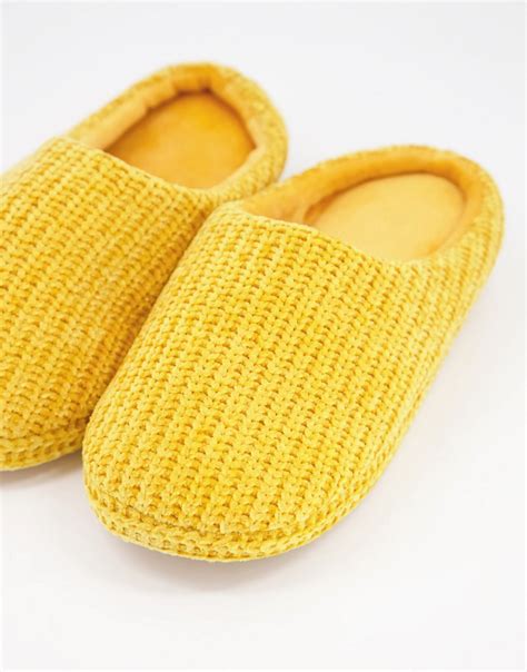 ASOS DESIGN Zibidy knit slippers in mustard-Yellow | Fashion Gone Rogue