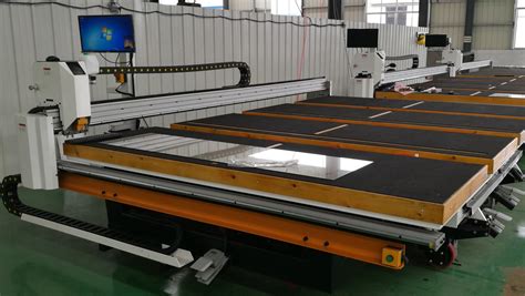 Auto Loading Breaking Glass Cutting Machine from China manufacturer - eastrise