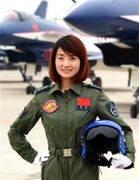 First woman to fly China's J-10 fighter killed in crash