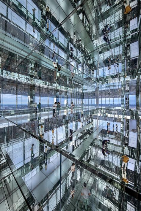 SUMMIT One Vanderbilt is New York's Newest Glass Observation Deck ...