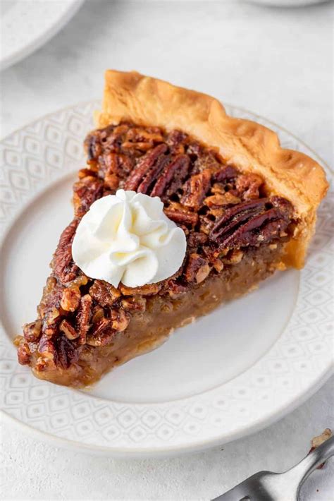 Easy Pecan Pie Recipe (Best Old Fashioned Pecan Pie!)