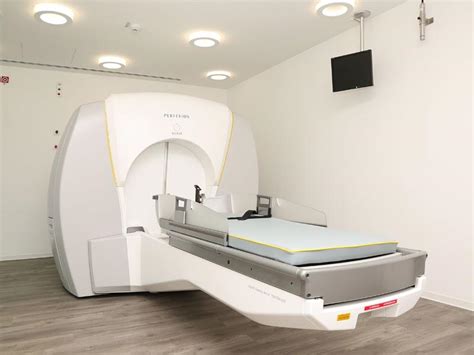 Health Information Center Medical Karaci Ltd. | Gamma Knife radiosurgery (SRS)